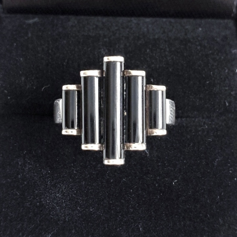 Movado Onyx and Silver Ring size 5.5 - Picture 1 of 6